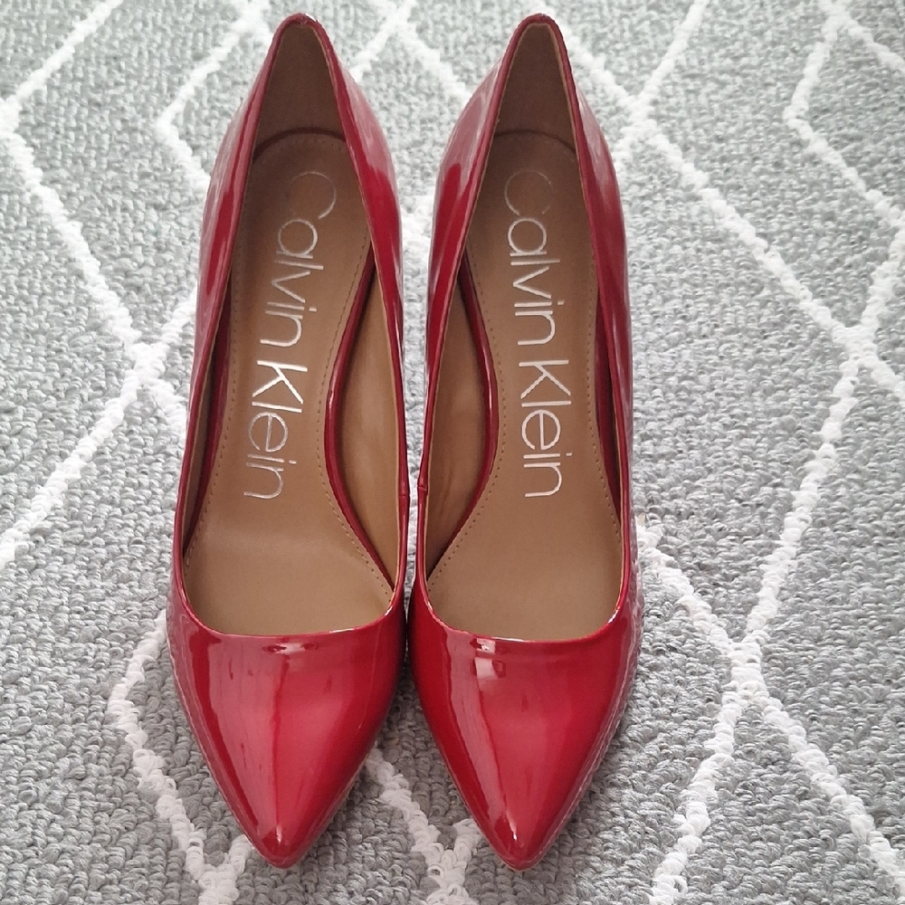 Calvin Klein Red Pumps 10